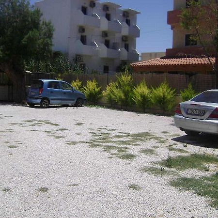 Adonis Beach Hotel Ираклион Экстерьер фото
