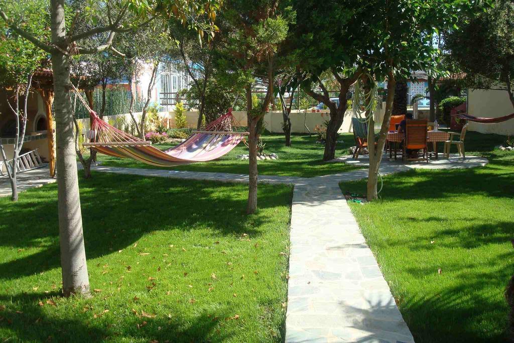 Adonis Beach Hotel Ираклион Экстерьер фото