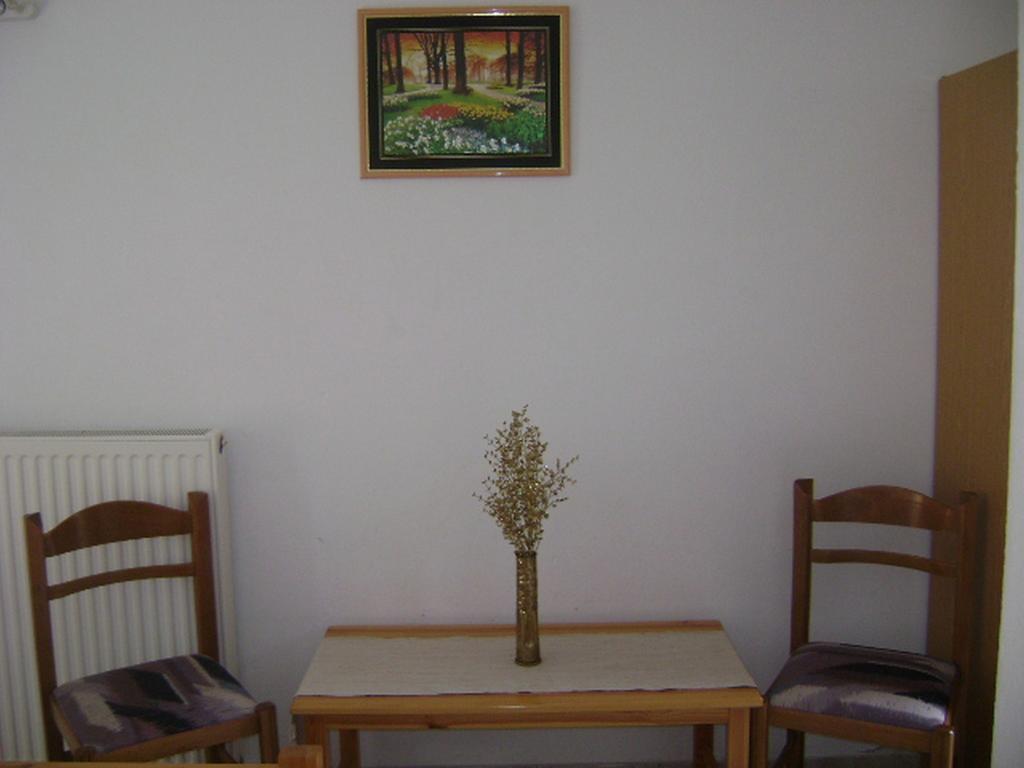 Adonis Beach Hotel Ираклион Экстерьер фото
