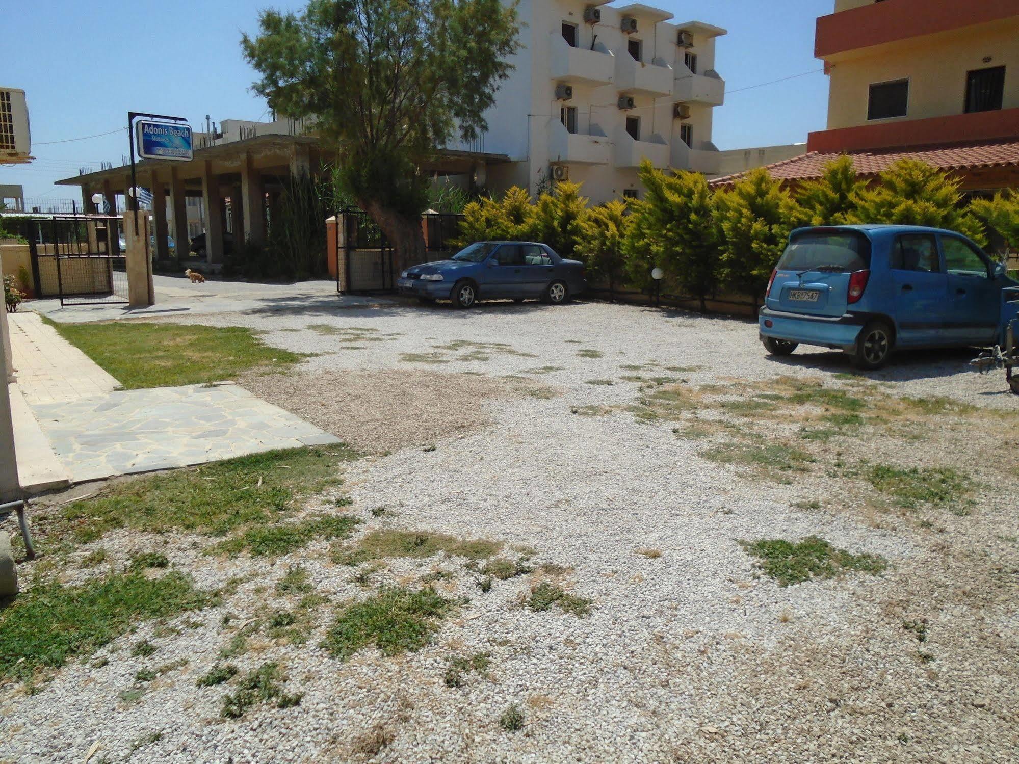 Adonis Beach Hotel Ираклион Экстерьер фото